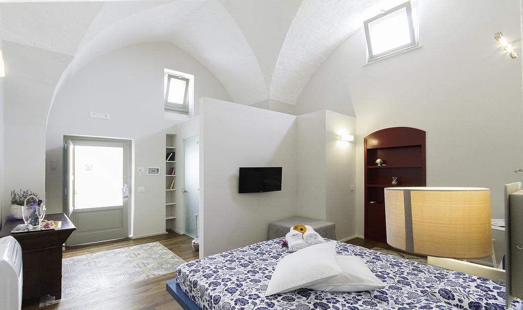 Santa Marina Bed&Breakfast Massafra Værelse billede